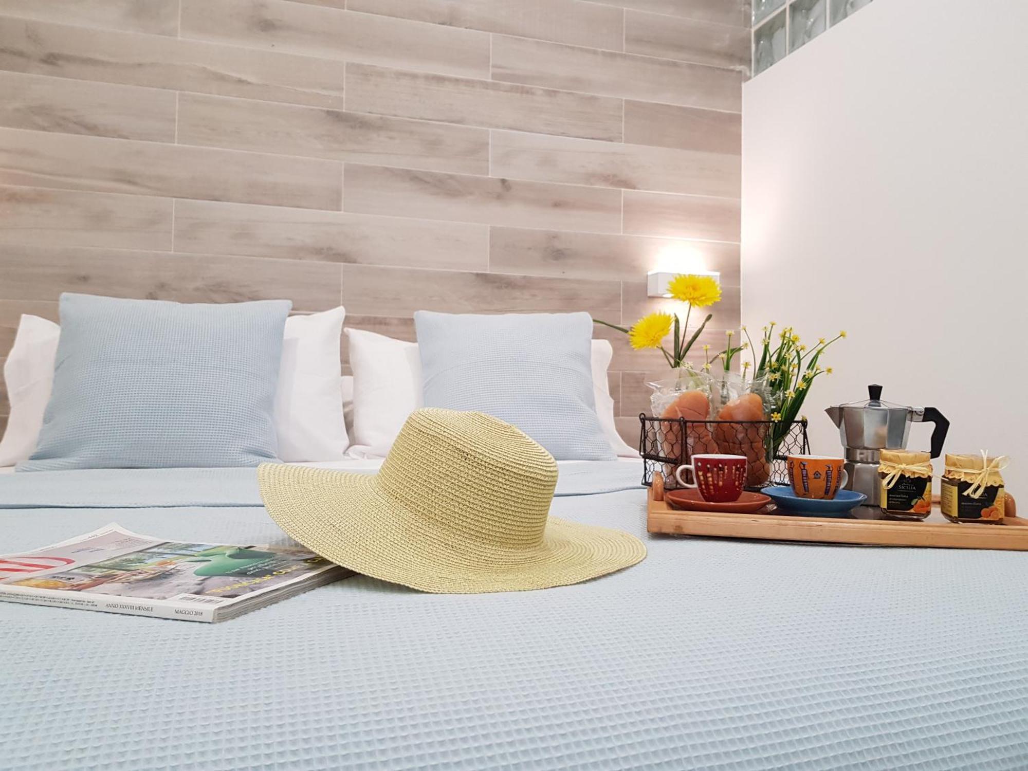 Martin Holiday Apartments Giardini Naxos Dış mekan fotoğraf
