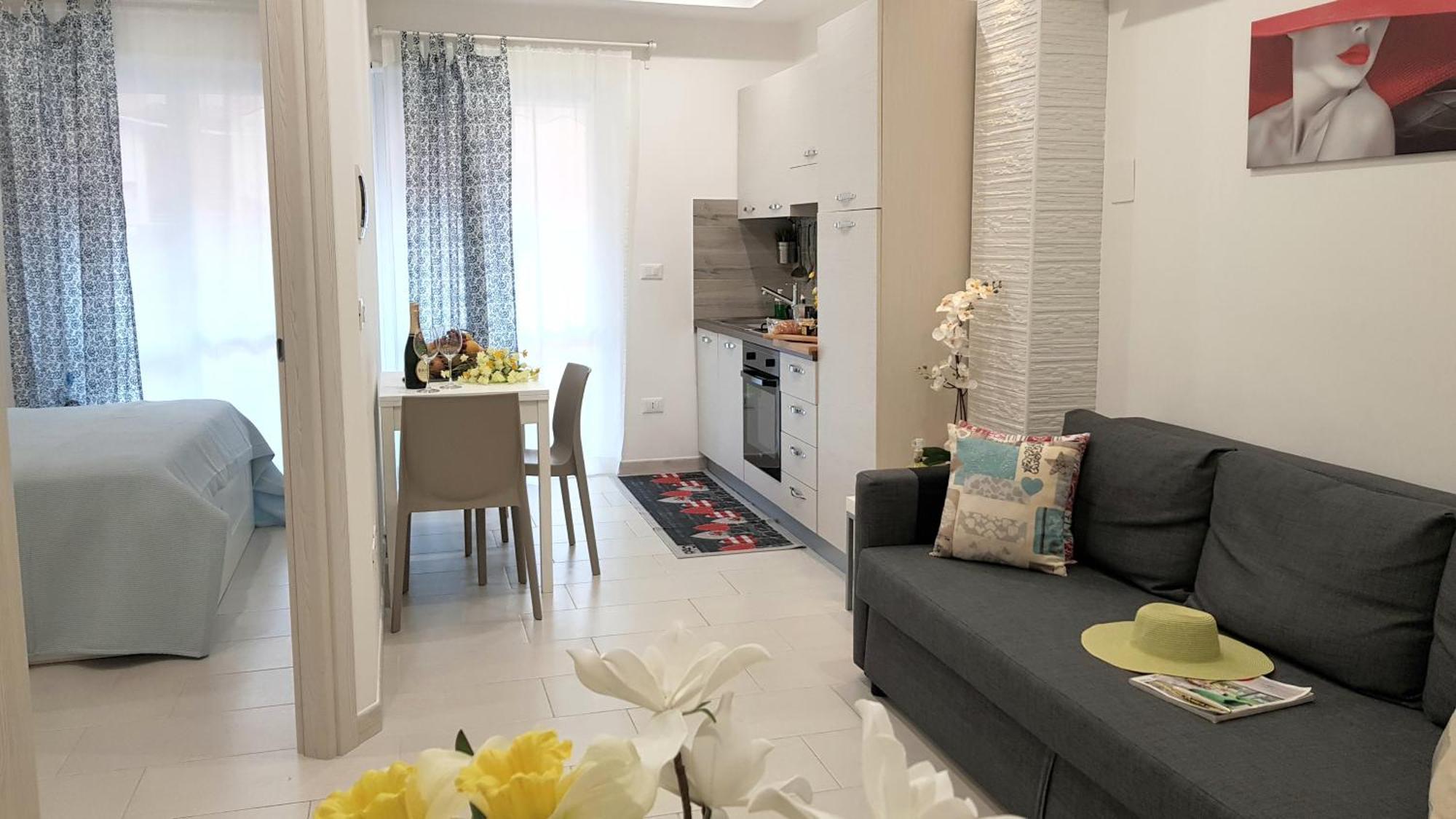 Martin Holiday Apartments Giardini Naxos Dış mekan fotoğraf